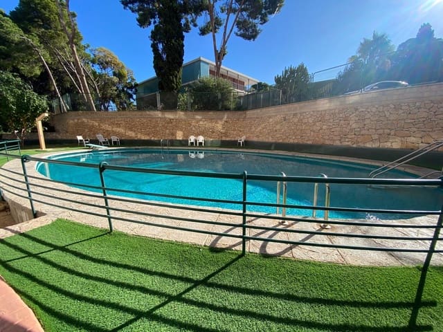 Piso de 4 habitaciones en Vistahermosa, Alicante / Alacant ciudad en venta con piscina garaje - 360.000 € (Ref: 8574156)