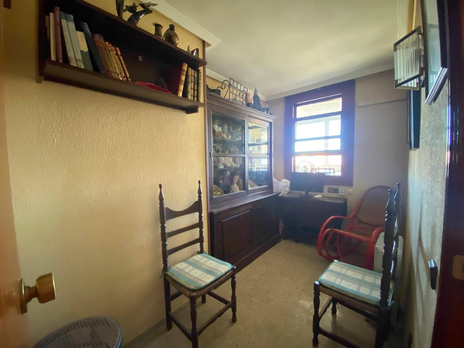 Piso de 4 habitaciones en Alicante / Alacant ciudad en venta con piscina garaje - 360.000 € (Ref: 8574156)