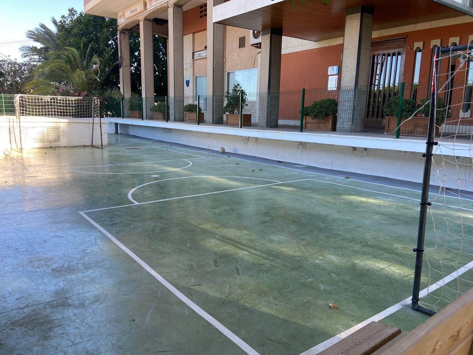 Piso de 4 habitaciones en Alicante / Alacant ciudad en venta con piscina garaje - 360.000 € (Ref: 8574156)