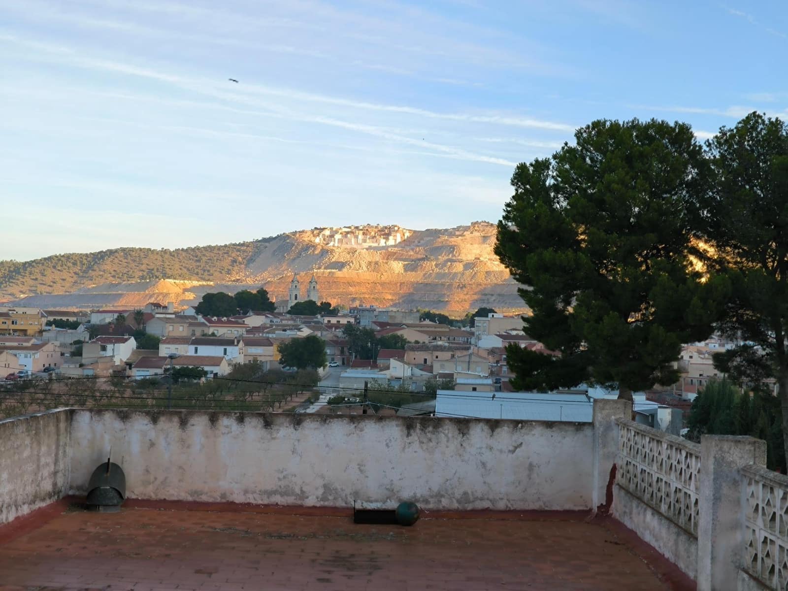 5 bedroom Townhouse for sale in L'Alguena / Alguenya - € 106,000 (Ref: 8584487)