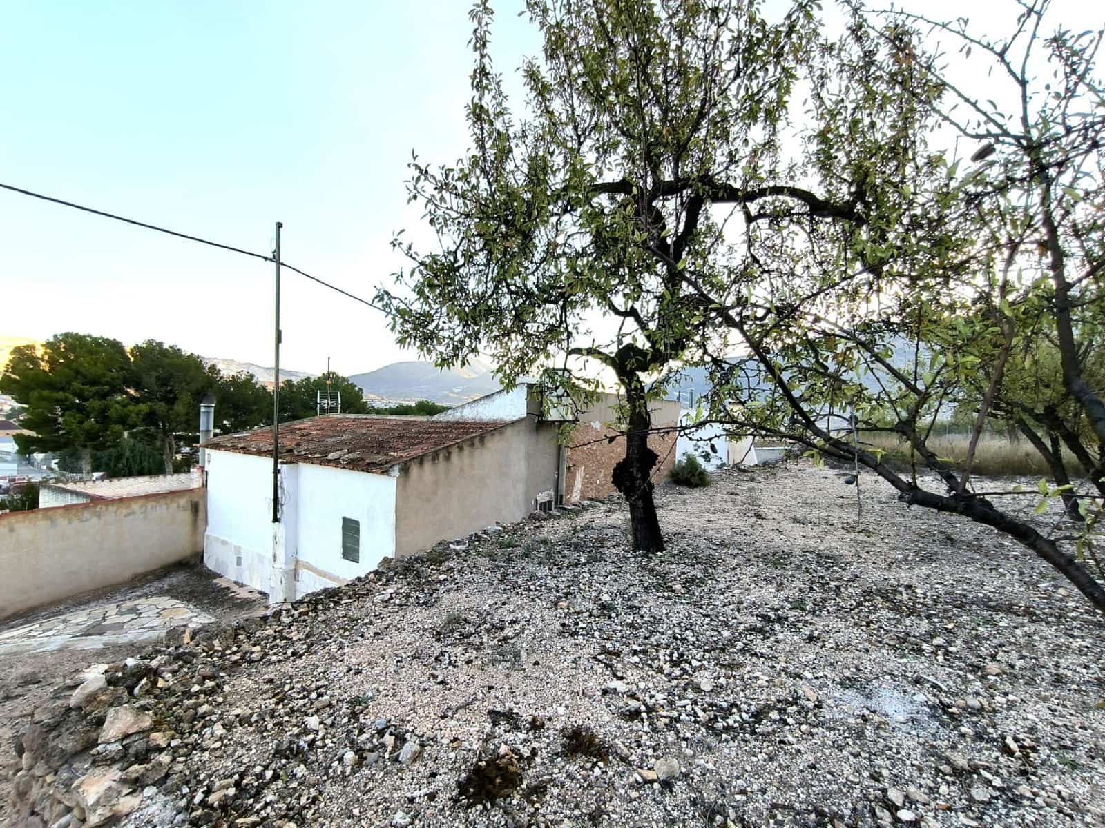 5 bedroom Townhouse for sale in L'Alguena / Alguenya - € 106,000 (Ref: 8584487)