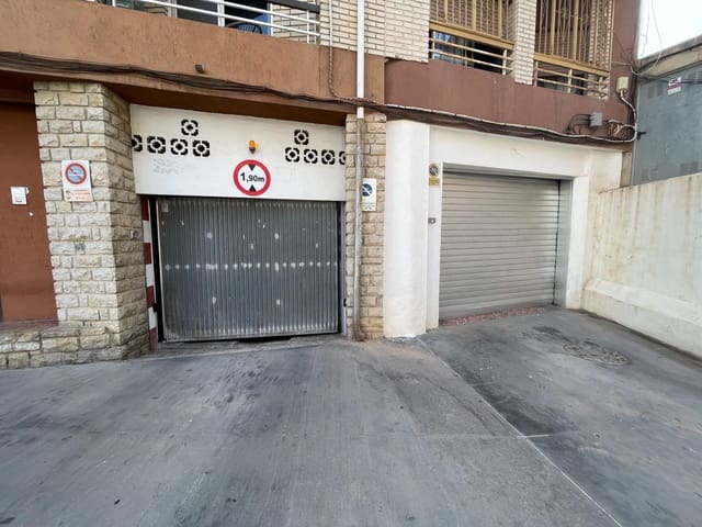 Commercial for sale in Centro Urbano, La Villajoyosa / Vila Joiosa with garage - € 129,900 (Ref: 8588963)