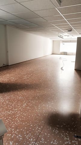 Commerciale in vendita in Centro Urbano, La Villajoyosa / Vila Joiosa con garage - 129.900 € (Rif: 8588963)