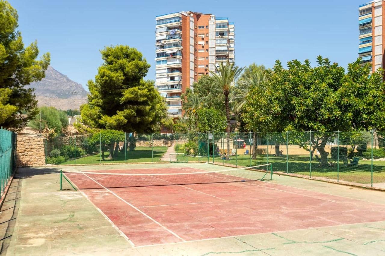 1 bedroom Apartment for rent in Benidorm with pool - € 925 (Ref: 8620013)