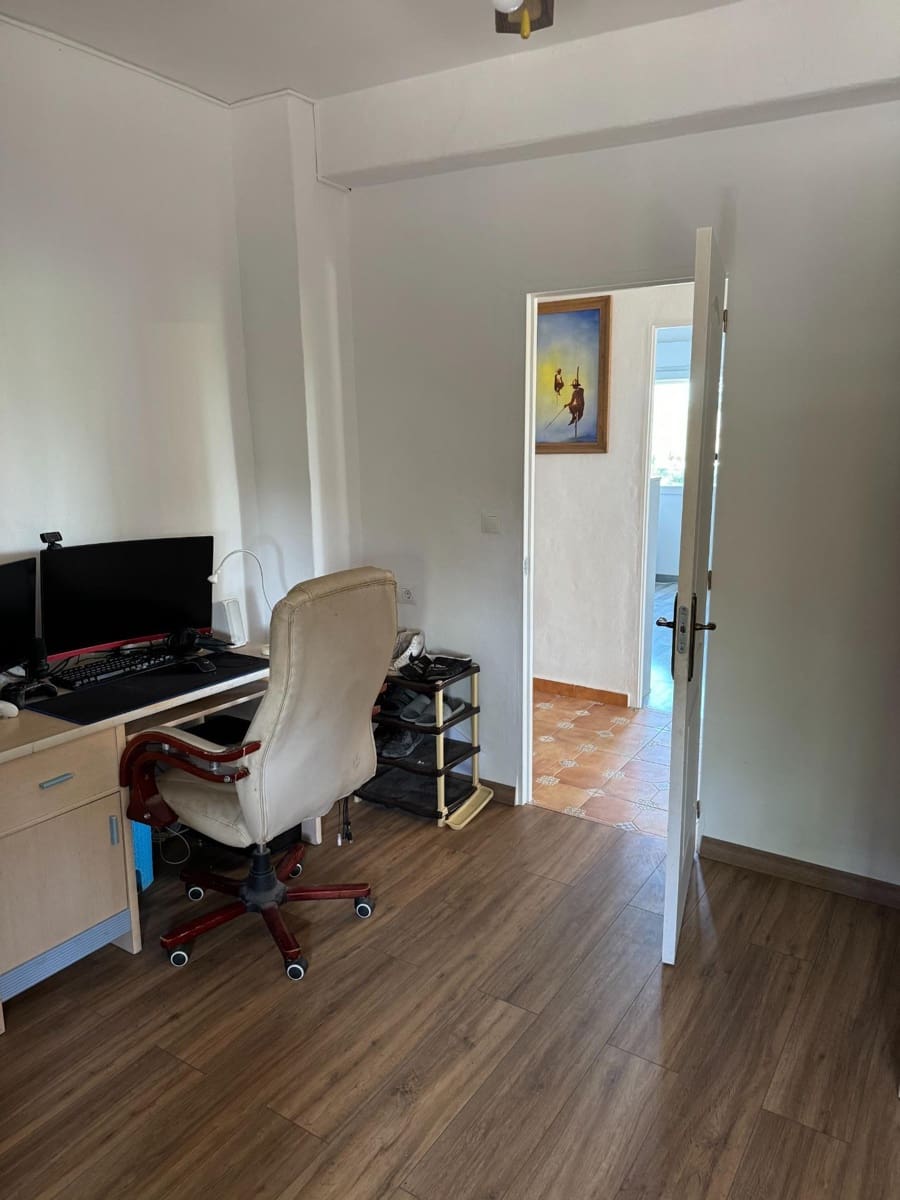 5 makuuhuone Maalaistalo myytävänä paikassa Matola mukana uima-altaan 
autotalli - 598 000 € (Ref: 8638572)