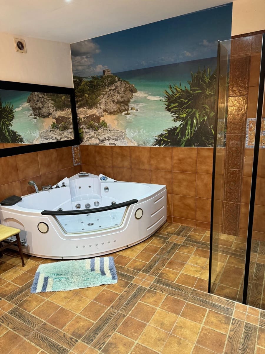 5 makuuhuone Maalaistalo myytävänä paikassa Matola mukana uima-altaan 
autotalli - 598 000 € (Ref: 8638572)