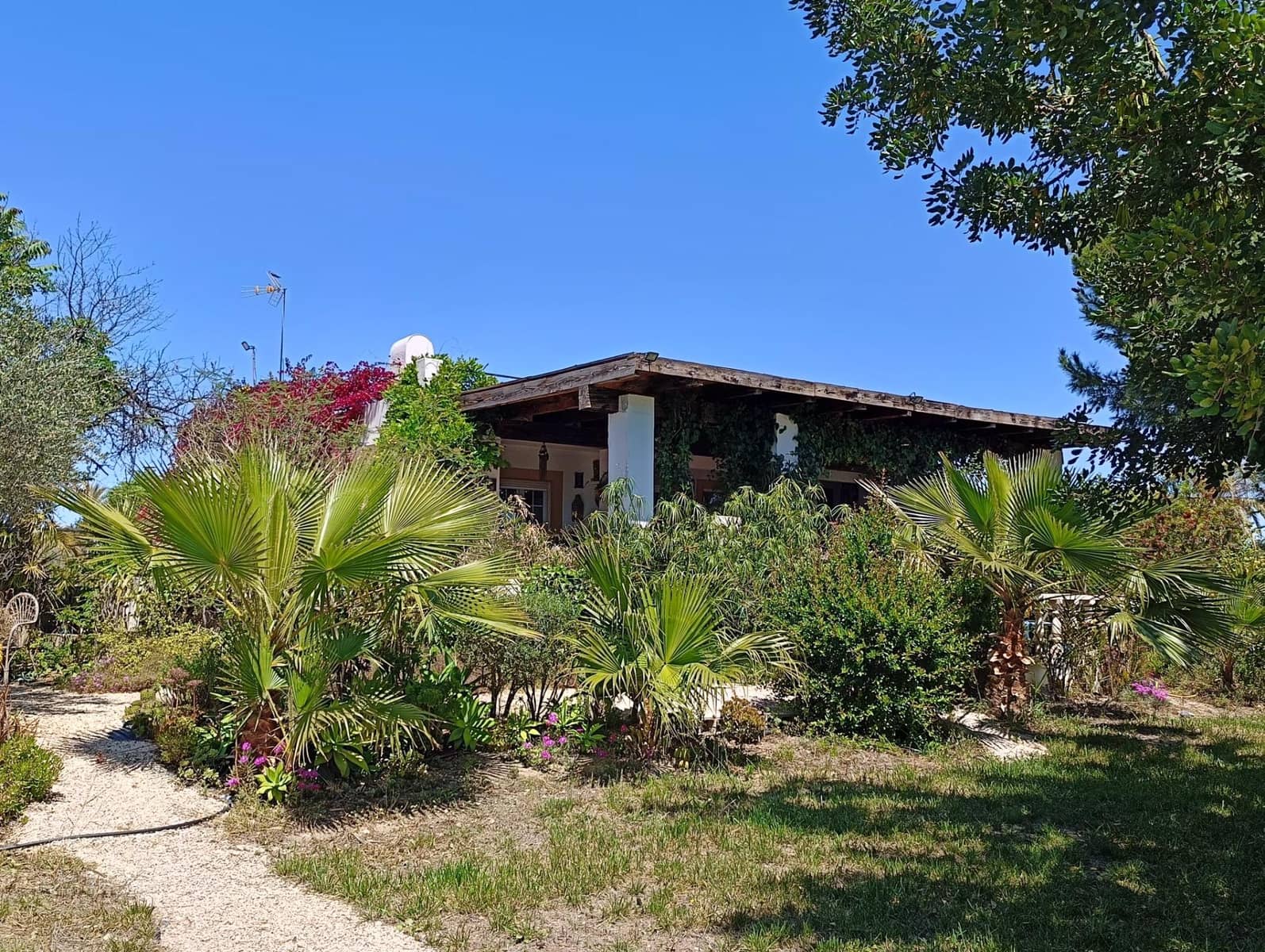 5 makuuhuone Maalaistalo myytävänä paikassa Matola mukana uima-altaan 
autotalli - 598 000 € (Ref: 8638572)