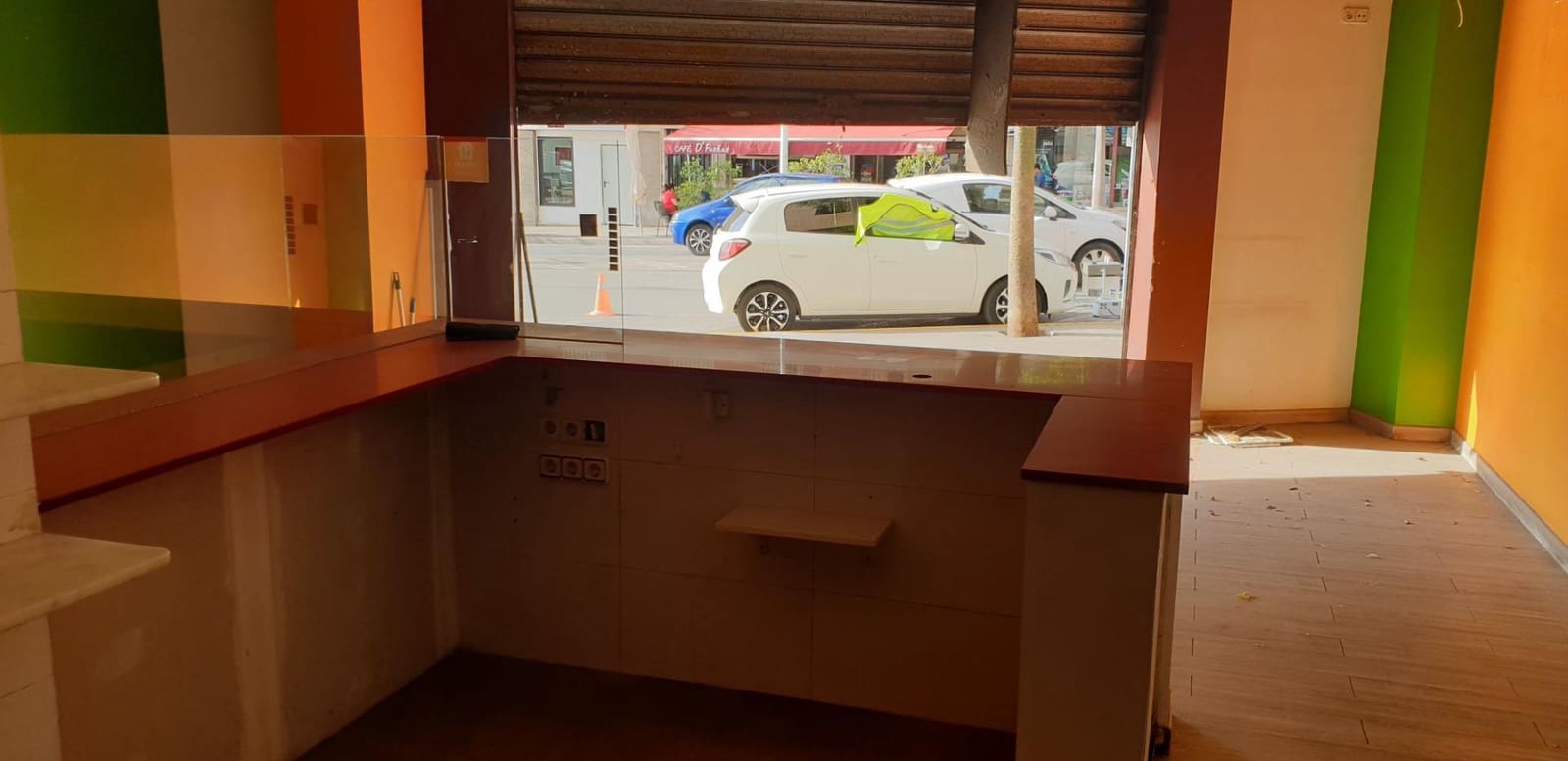 3 bedroom Commercial for sale in Elche / Elx with pool - € 410,000 (Ref: 8671904)