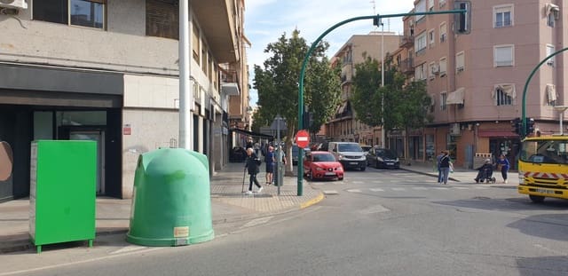 3 bedroom Commercial for sale in Elche / Elx with pool - € 410,000 (Ref: 8671904)