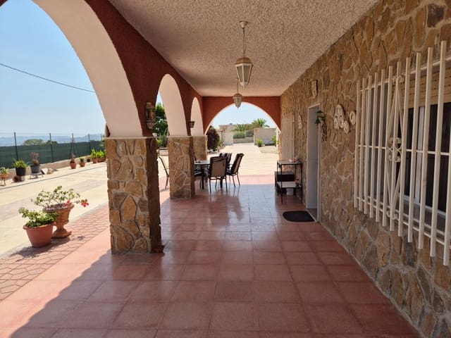 6 Zimmer Villa zu verkaufen in Aspe mit Pool Garage - 345.000 € (Ref: 8671904)