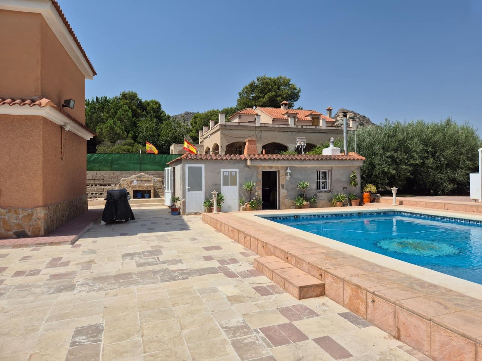 6 chambre Villa/Maison à vendre à Aspe avec piscine garage - 345 000 € (Ref: 8671904)