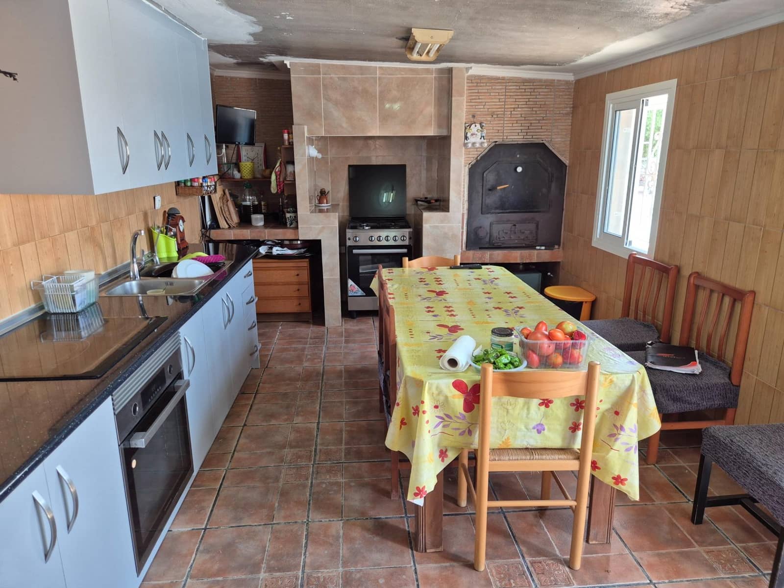 6 chambre Villa/Maison à vendre à Aspe avec piscine garage - 345 000 € (Ref: 8671904)