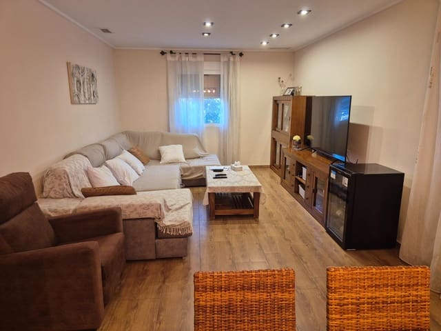 2 slaapkamer Flat te huur in Centro, Elche / Elx - € 850 (Ref: 8671905)