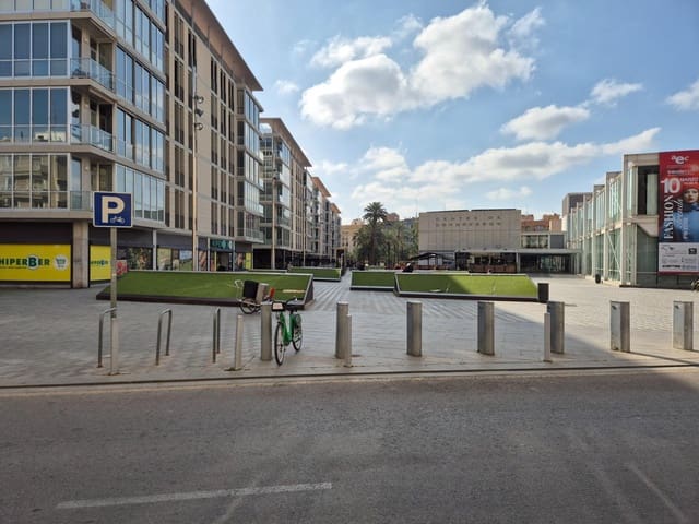 2 quarto Apartamento para arrendar em Centro, Elche / Elx - 850 € (Ref: 8671905)