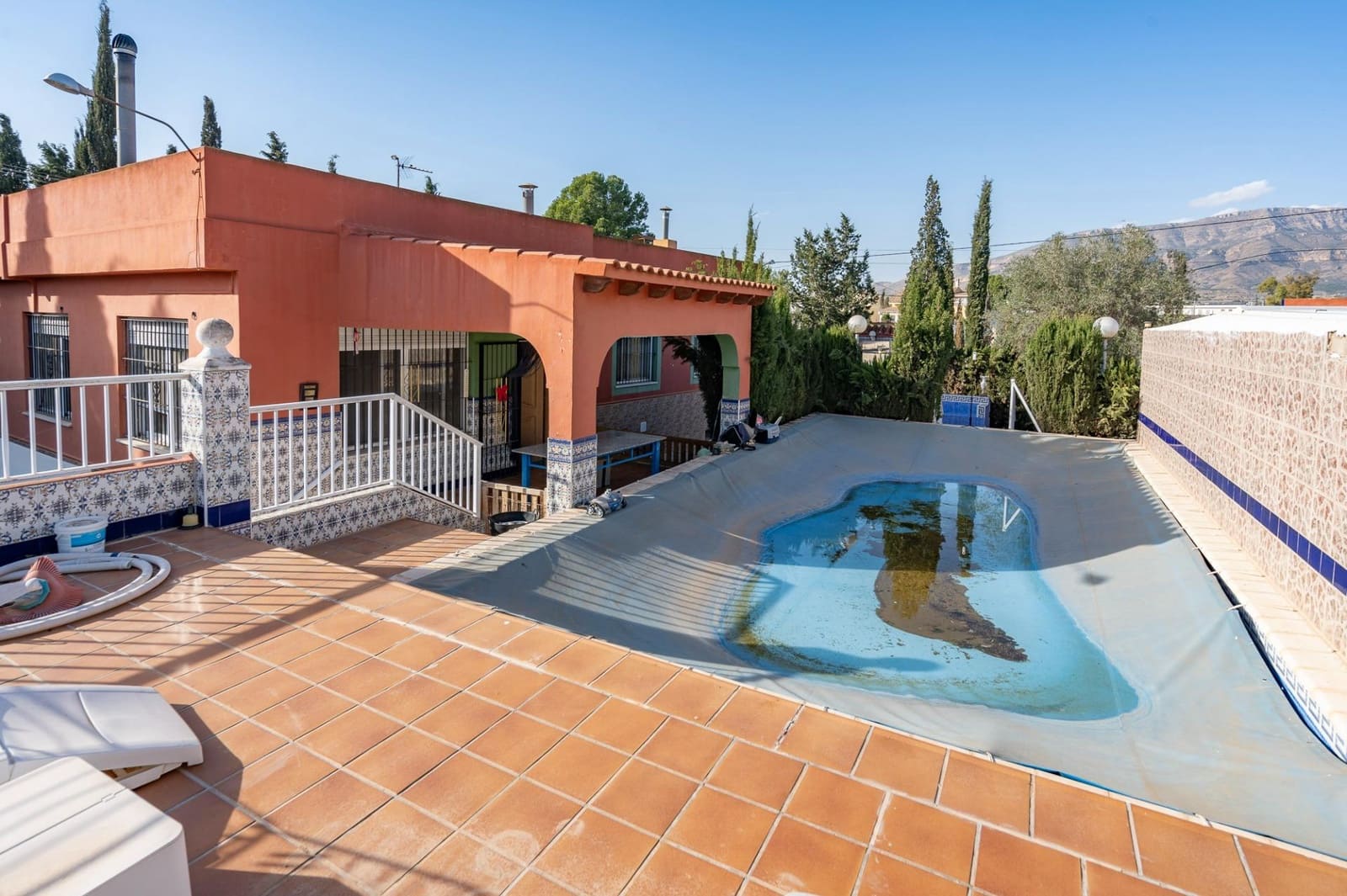 5 sovrum Villa till salu i Monforte del Cid med pool garage - 275 000 € (Ref: 8698171)