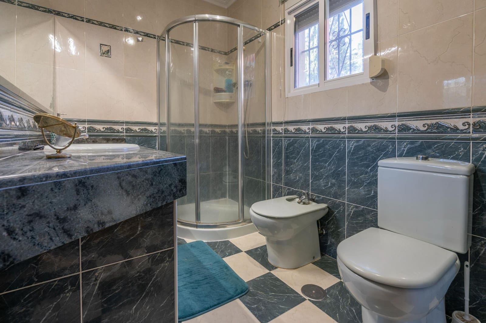 5 sovrum Villa till salu i Monforte del Cid med pool garage - 275 000 € (Ref: 8698171)