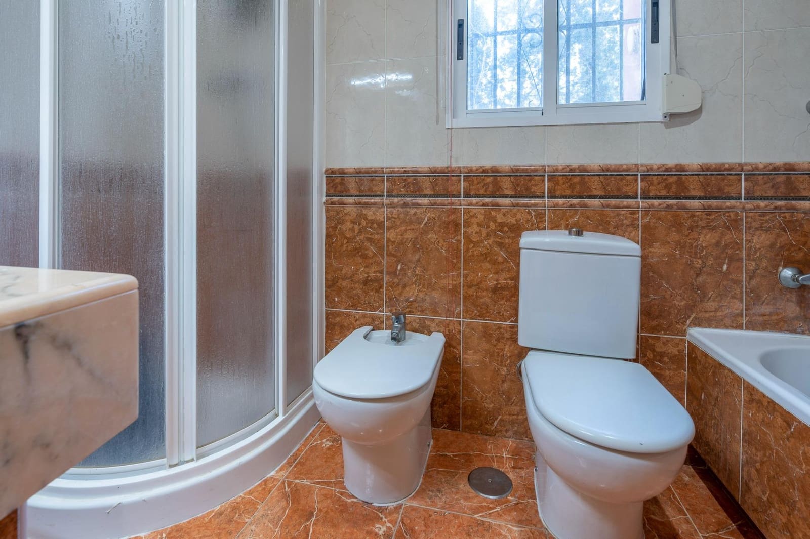 5 sovrum Villa till salu i Monforte del Cid med pool garage - 275 000 € (Ref: 8698171)