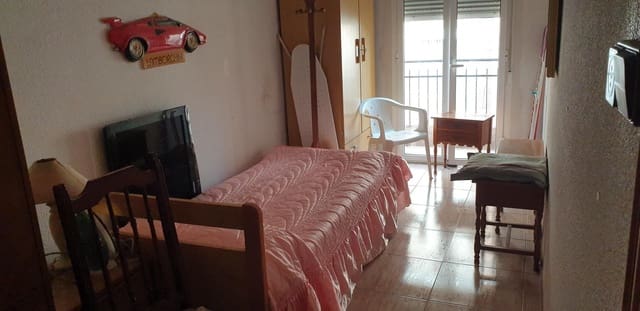 3 makuuhuone Asunto myytävänä paikassa Elche / Elx - 239 999 € (Ref: 8703966)