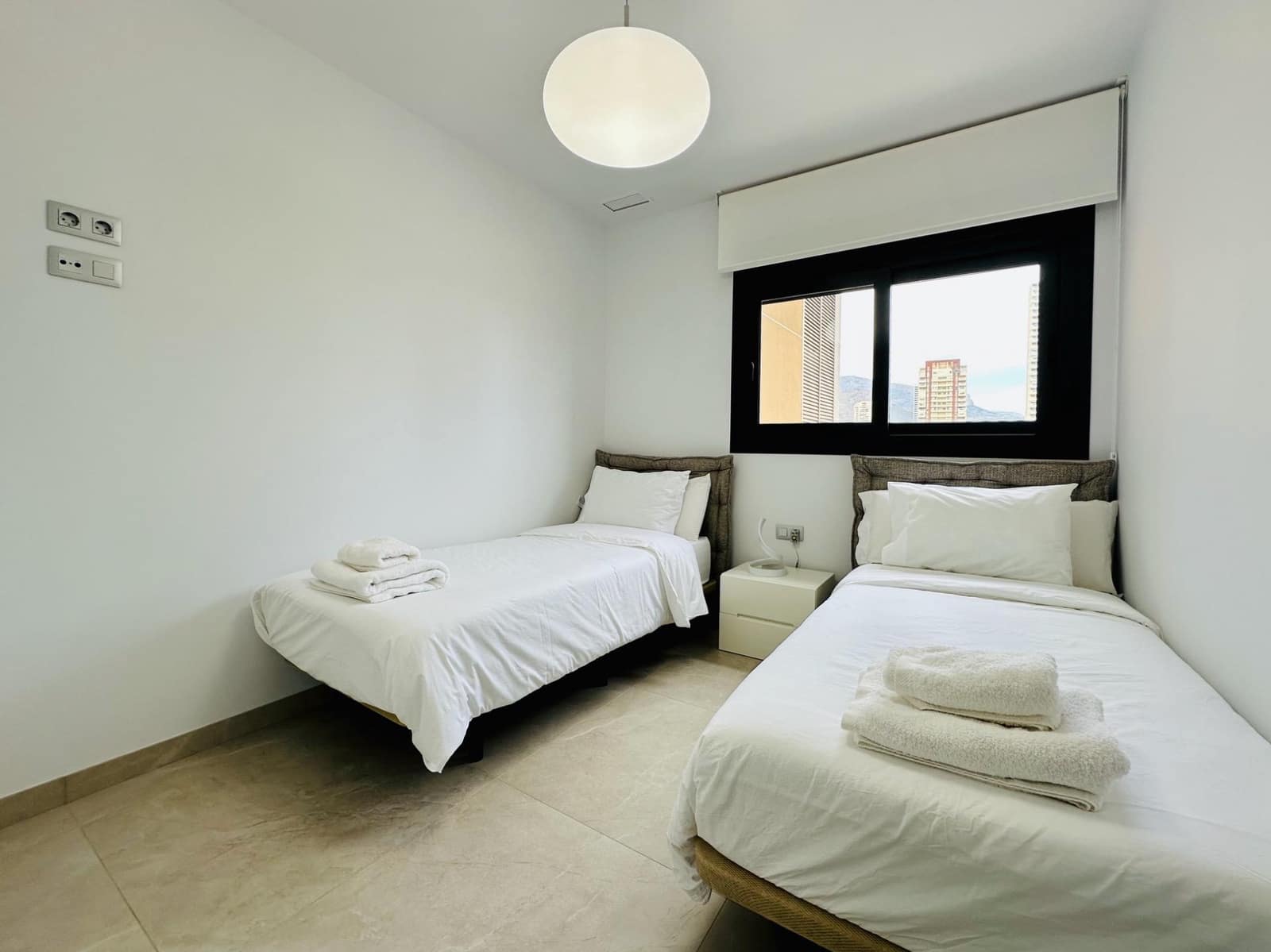 3 camera da letto Appartamento da affittare in Benidorm con piscina - 3.300 € (Rif: 8729745)