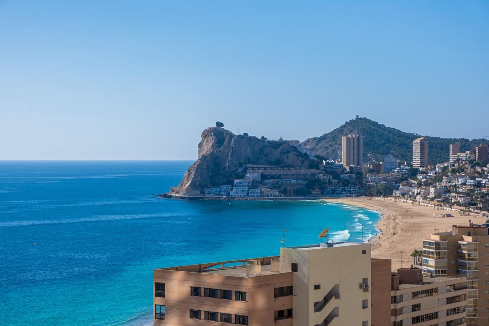 3 camera da letto Appartamento da affittare in Benidorm con piscina - 3.300 € (Rif: 8729745)