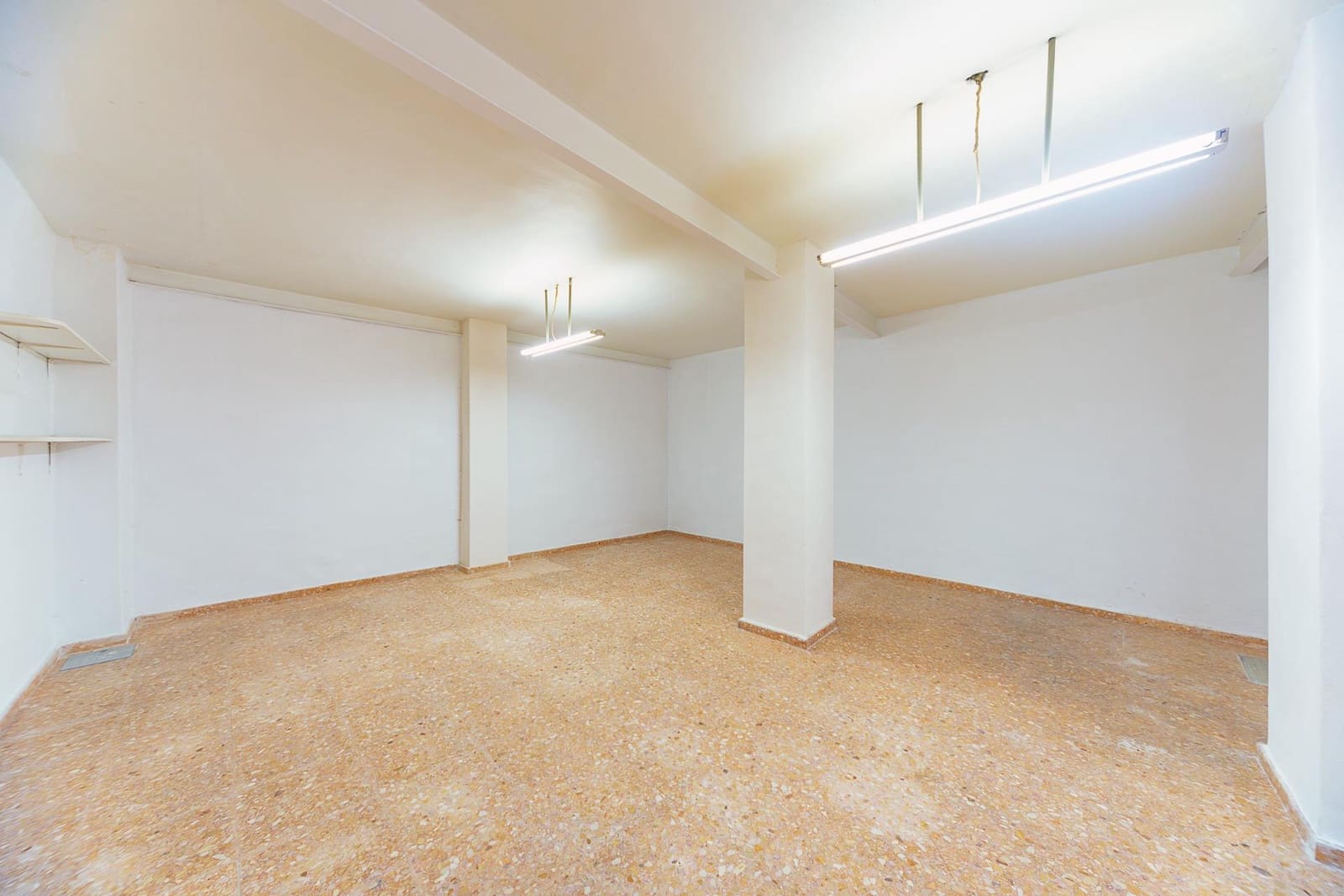 Komercyjne na sprzedaż w Elche / Elx - 52 000 € (Ref: 8737748)