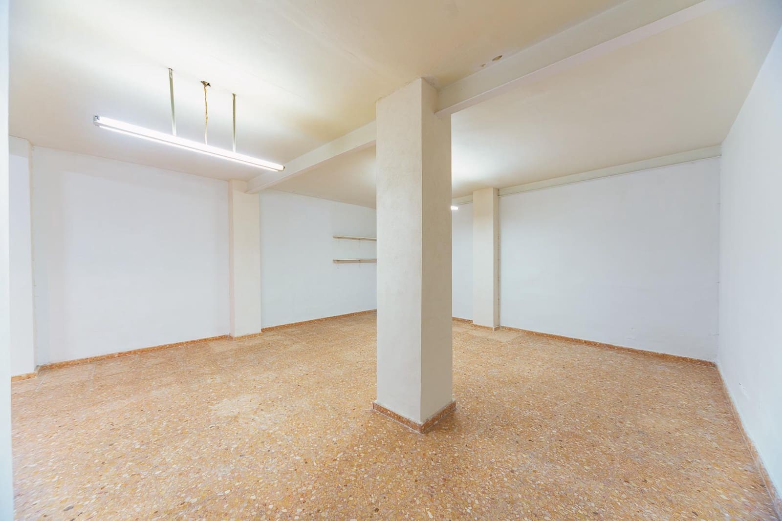 Komercyjne na sprzedaż w Elche / Elx - 52 000 € (Ref: 8737748)