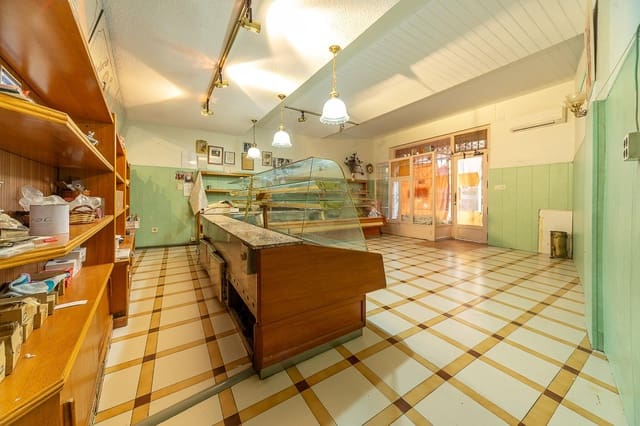 Comercial para venda em Novelda - 99 000 € (Ref: 8741671)