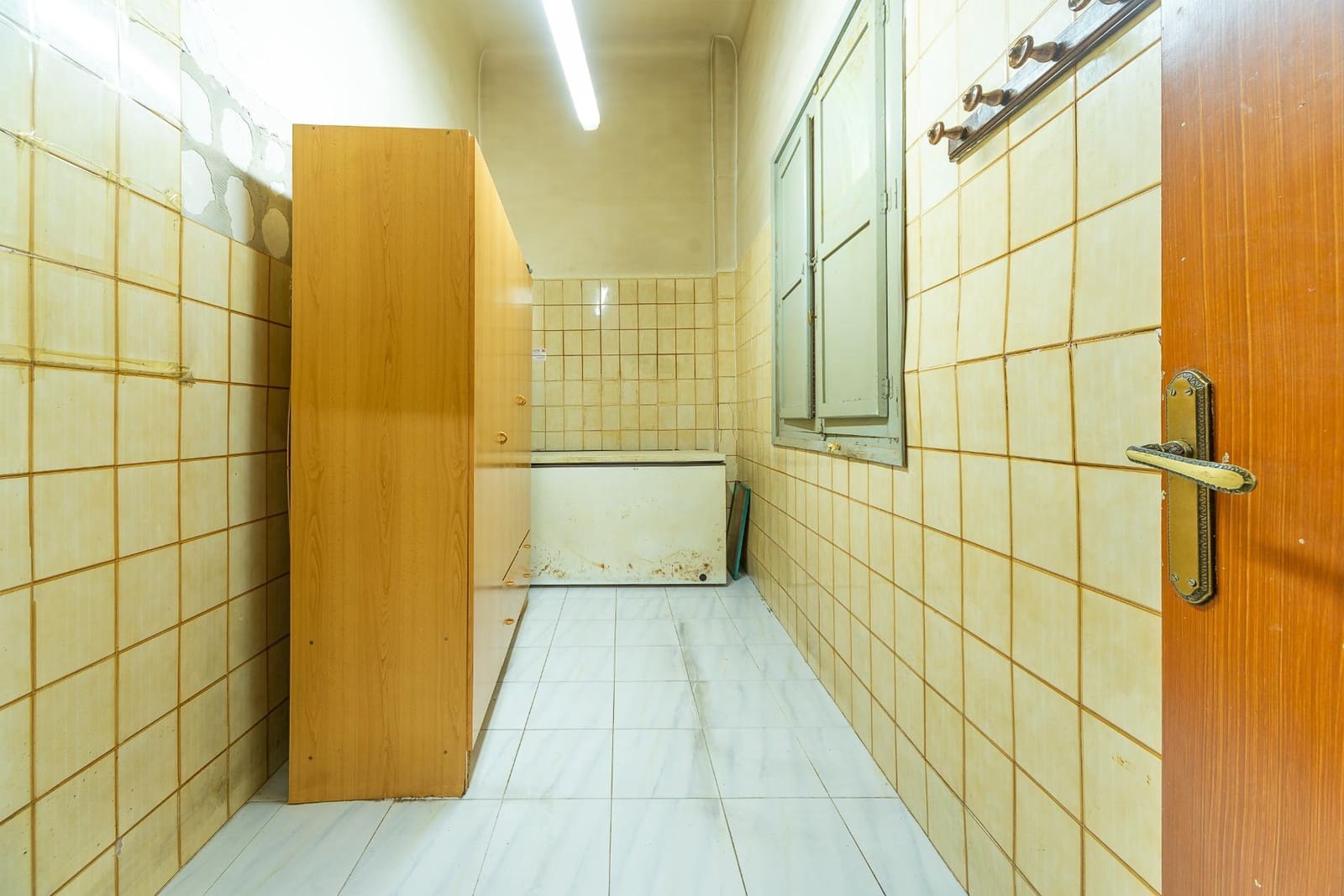 Erhverv til salg i Novelda - € 99.000 (Ref: 8741671)