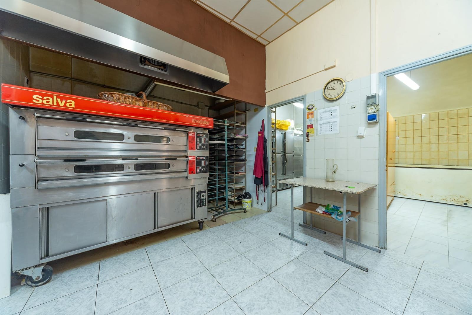 Erhverv til salg i Novelda - € 99.000 (Ref: 8741671)