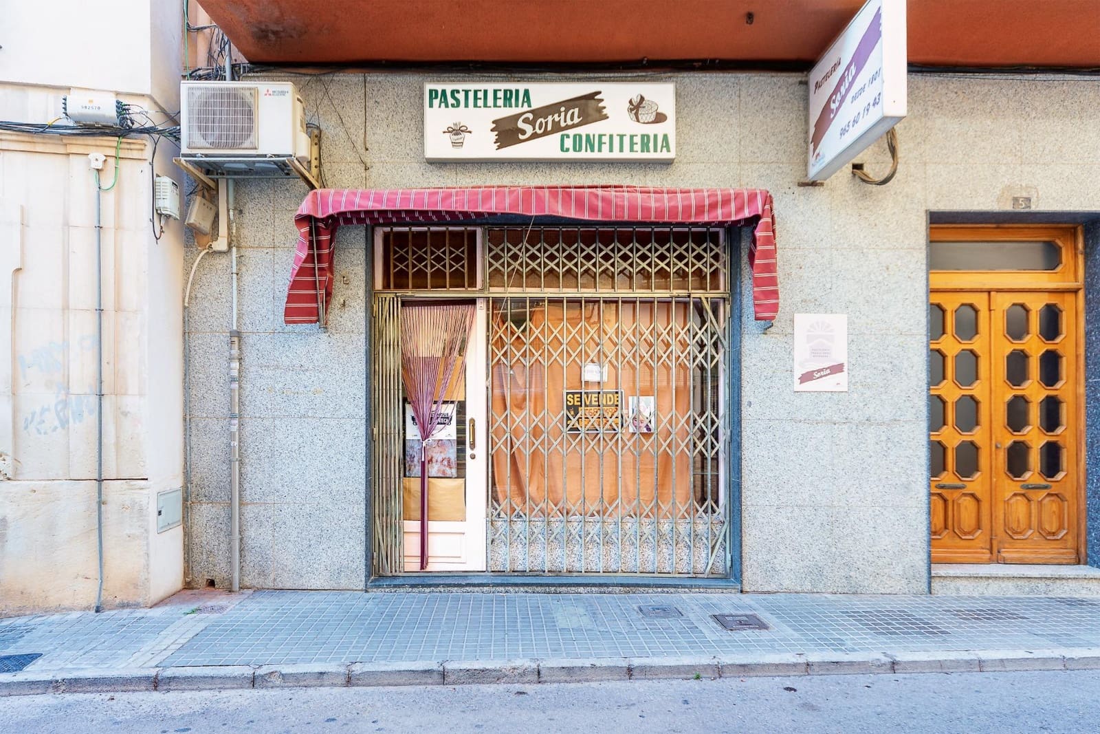 Erhverv til salg i Novelda - € 99.000 (Ref: 8741671)