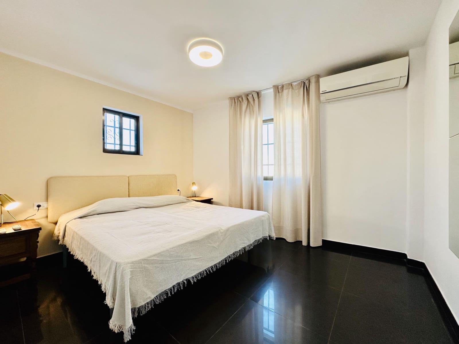 Chalet de 3 habitaciones en Albir en alquiler con piscina garaje - 2.600 € (Ref: 8767251)