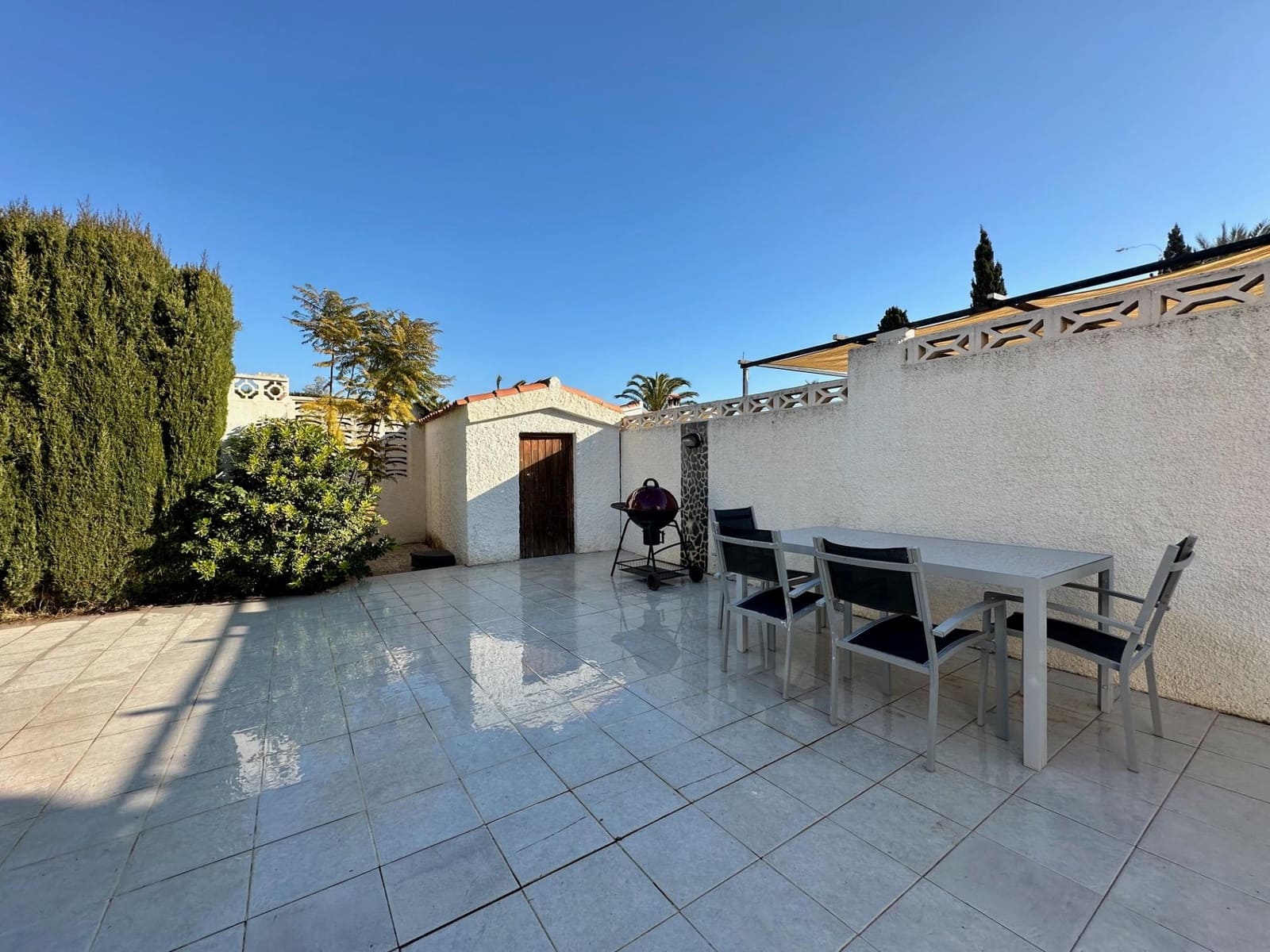 Chalet de 3 habitaciones en Albir en alquiler con piscina garaje - 2.600 € (Ref: 8767251)