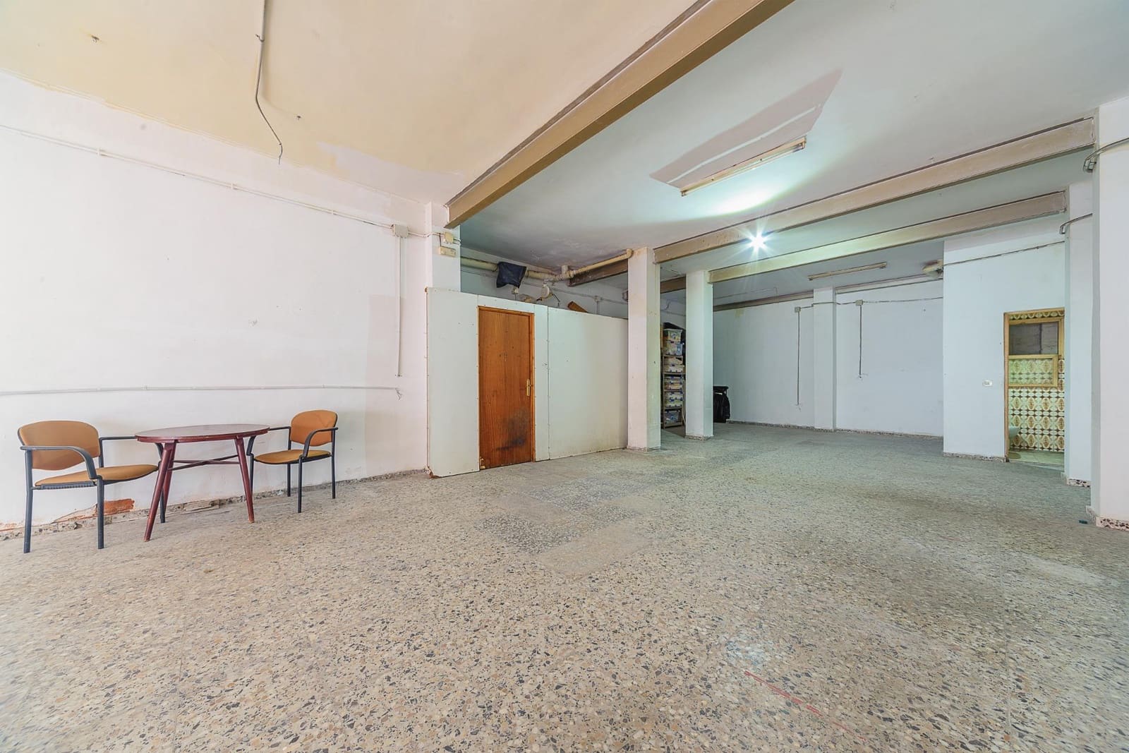 Kommersiell til salgs i Elche / Elx - € 56 000 (Ref: 8773851)