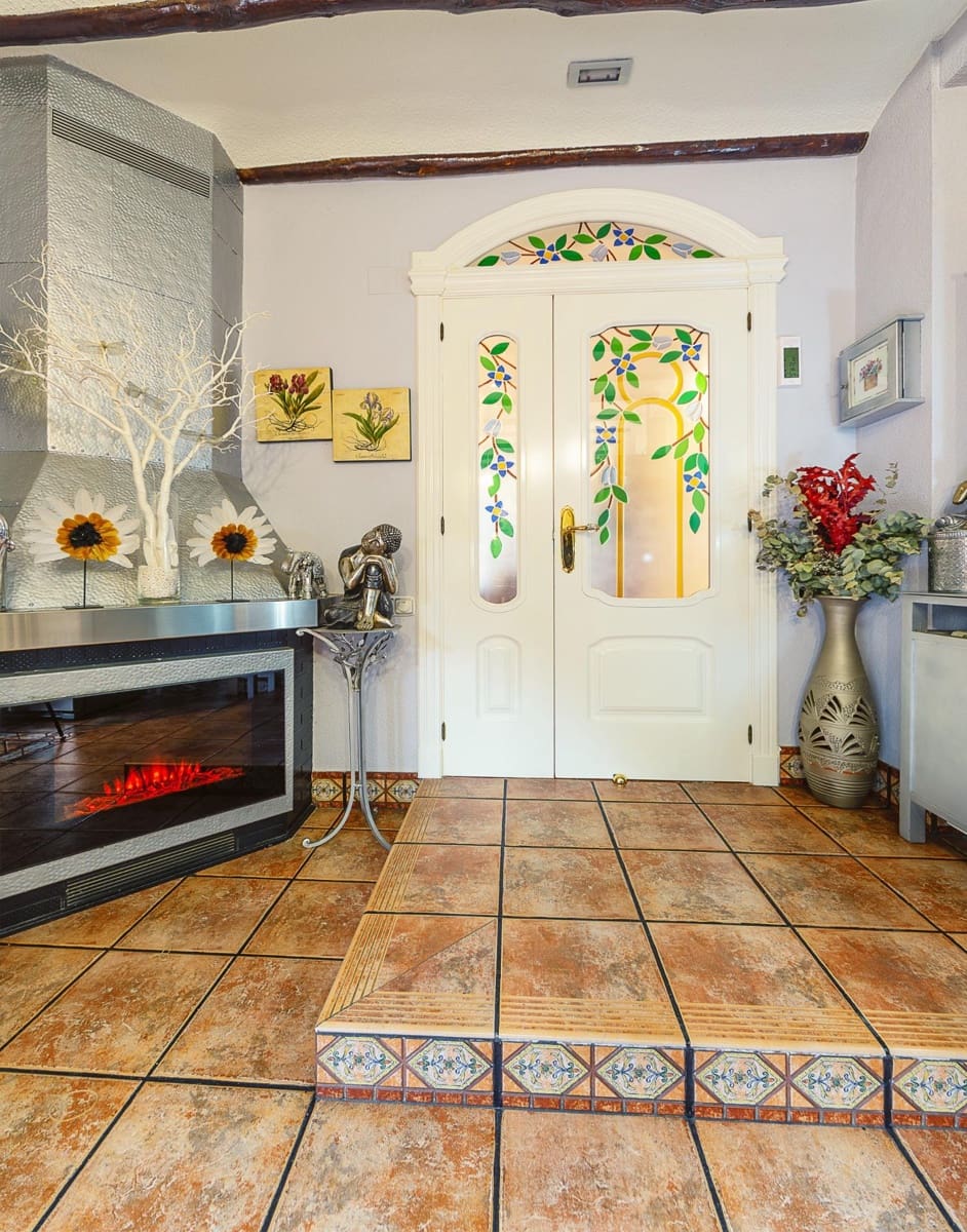 5 slaapkamer Villa te koop in Elda met zwembad garage - € 795.000 (Ref: 8786429)