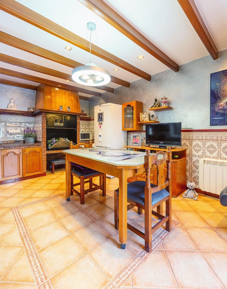 5 slaapkamer Villa te koop in Elda met zwembad garage - € 795.000 (Ref: 8786429)