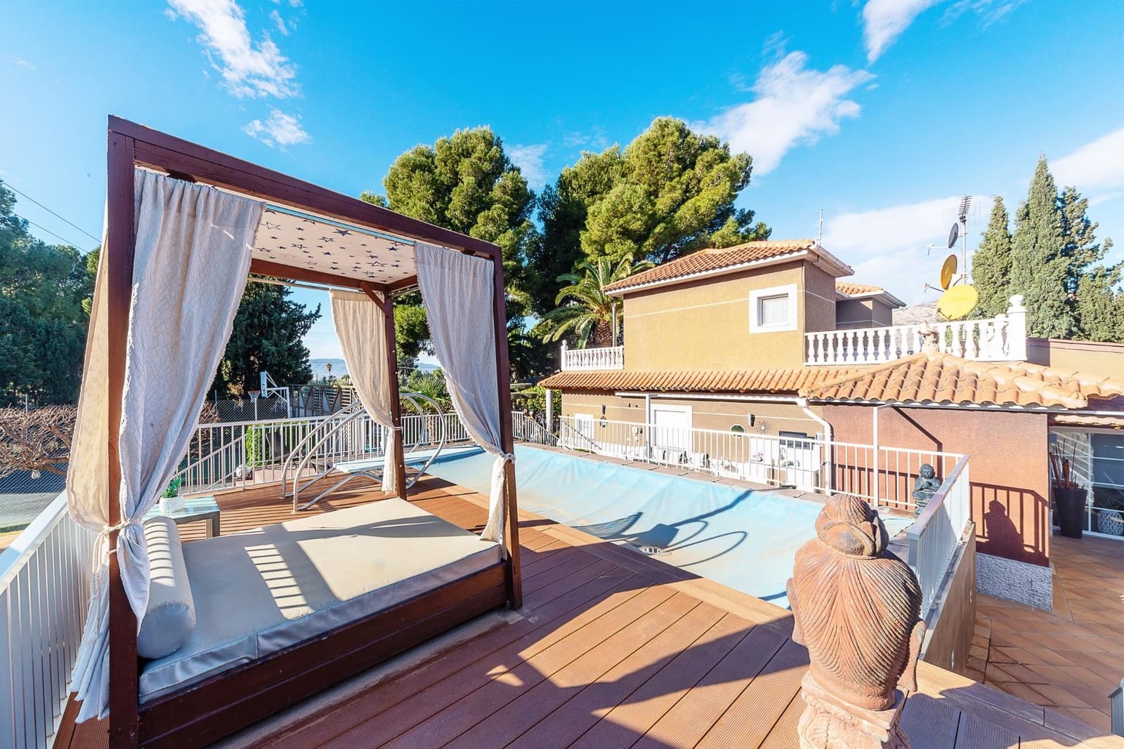 5 slaapkamer Villa te koop in Elda met zwembad garage - € 795.000 (Ref: 8786429)