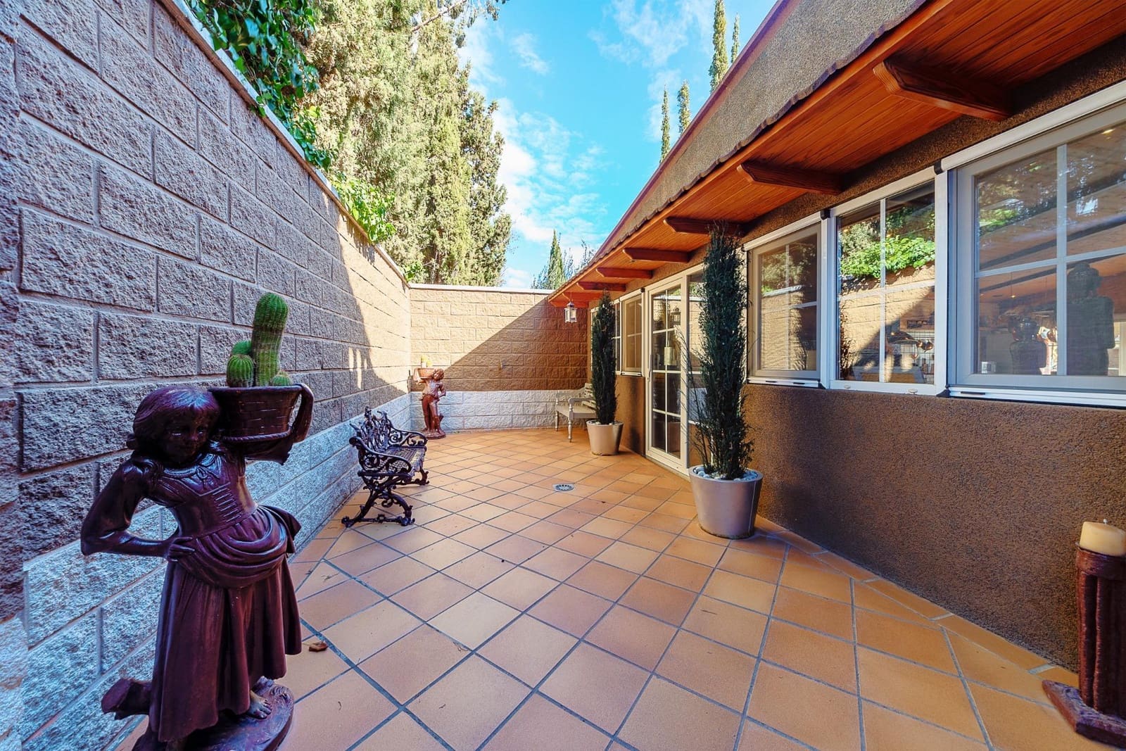 5 slaapkamer Villa te koop in Elda met zwembad garage - € 795.000 (Ref: 8786429)