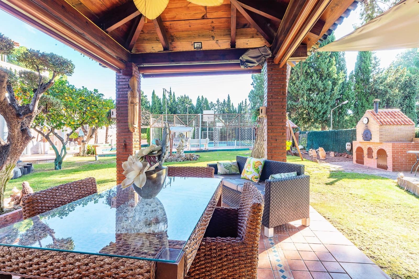 5 slaapkamer Villa te koop in Elda met zwembad garage - € 795.000 (Ref: 8786429)