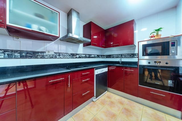 Piso de 3 habitaciones en Oliva Pueblo, Oliva en venta con garaje - 149.000 € (Ref: 8798837)