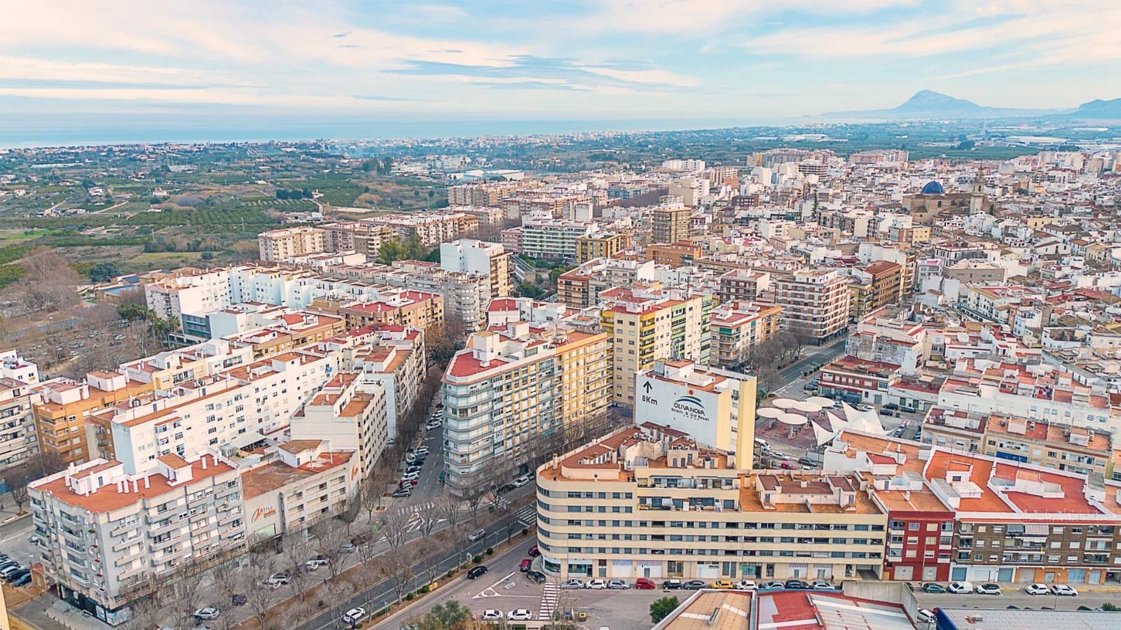 3 bedroom Flat for sale in Oliva with garage - € 149,000 (Ref: 8798837)