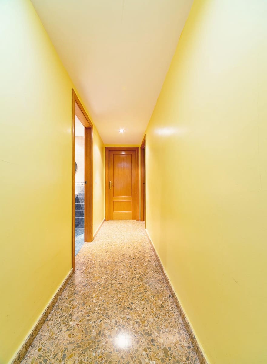 3 sovrum Lägenhet till salu i Oliva med garage - 149 000 € (Ref: 8798837)