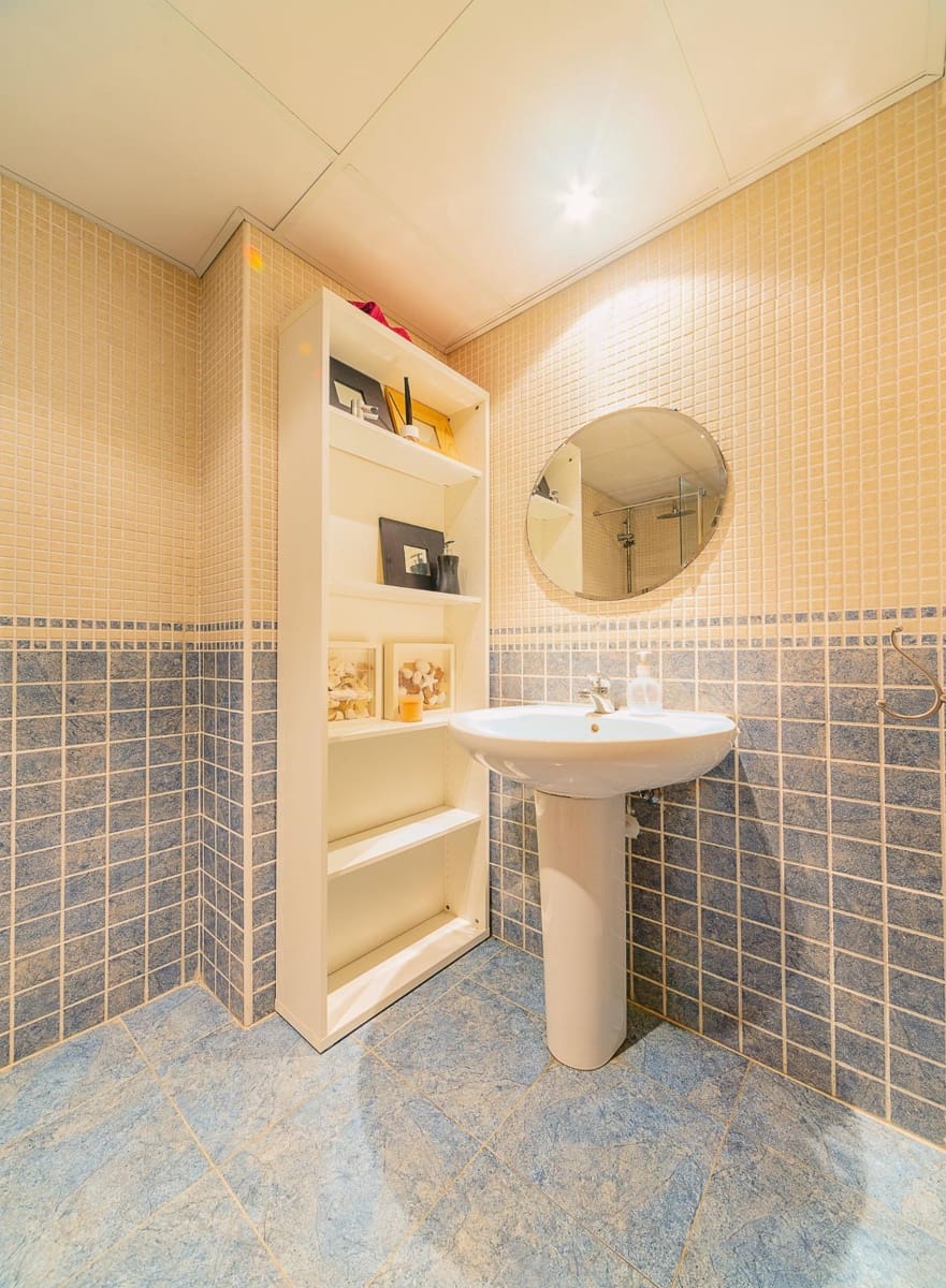 3 sovrum Lägenhet till salu i Oliva med garage - 149 000 € (Ref: 8798837)