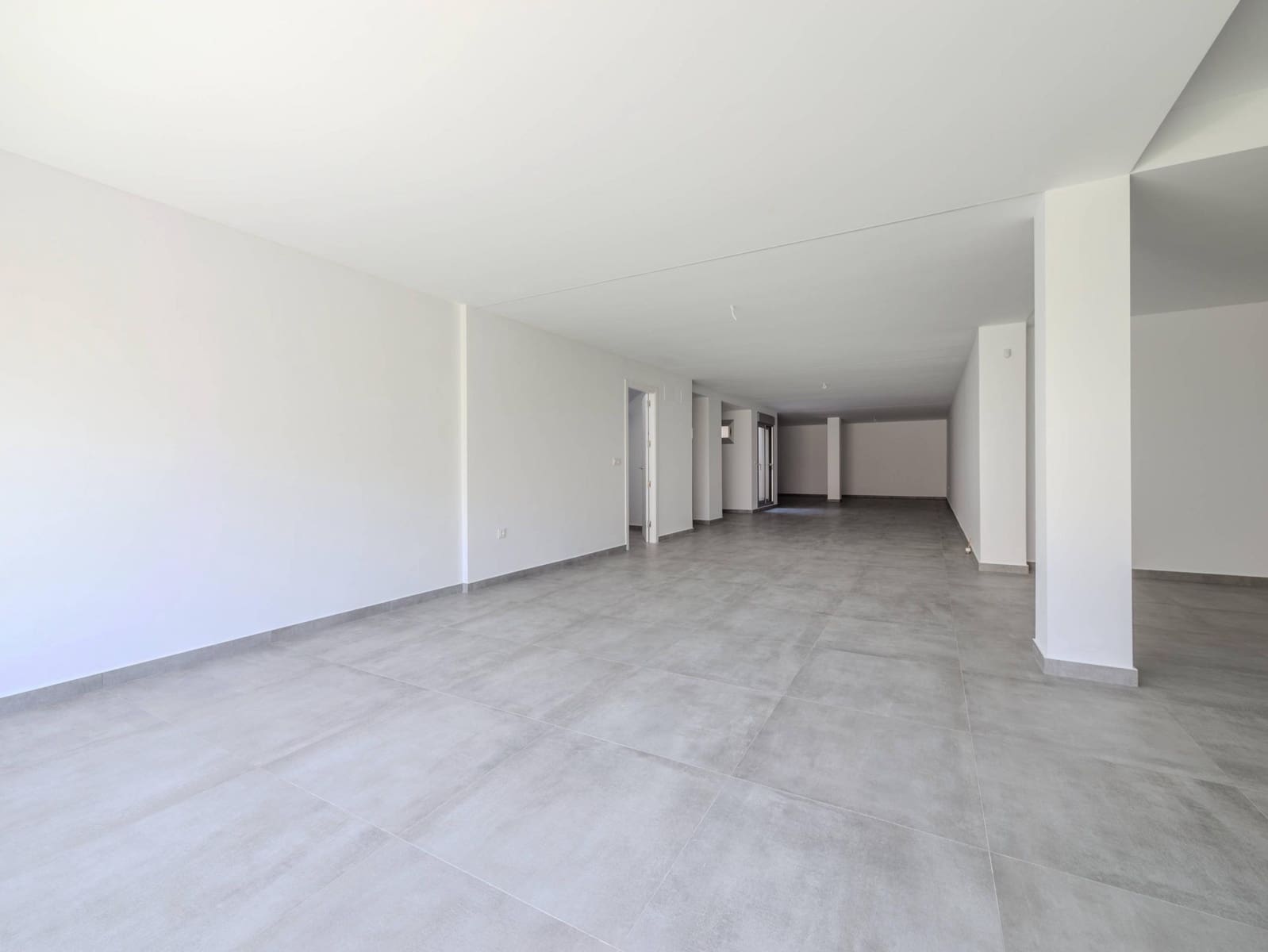 4 slaapkamer Villa te koop in Algorfa met zwembad garage - € 690.000 (Ref: 8810146)