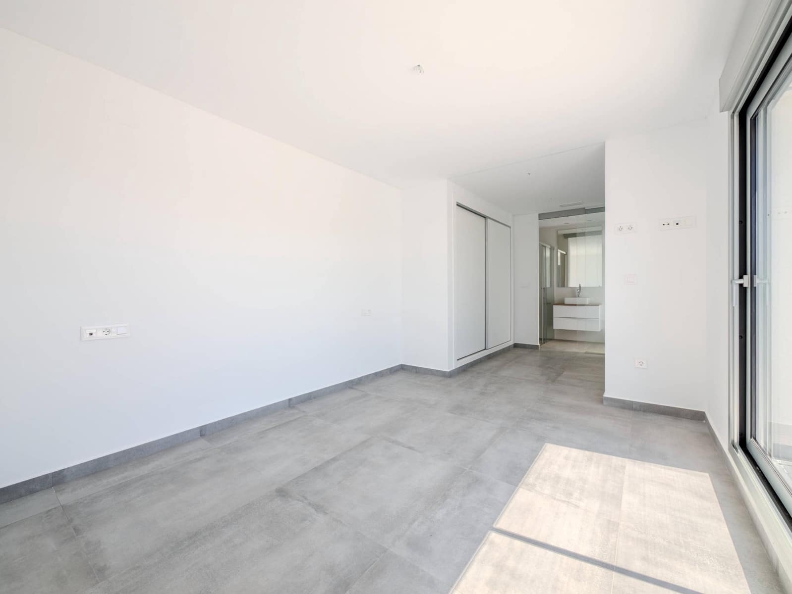 4 slaapkamer Villa te koop in Algorfa met zwembad garage - € 690.000 (Ref: 8810146)