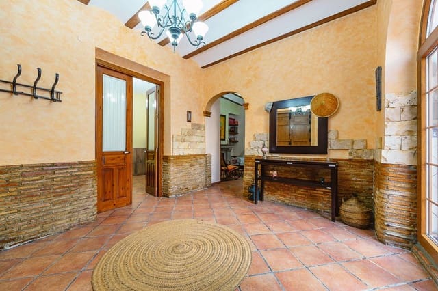 4 slaapkamer Villa te koop in Mula - € 138.000 (Ref: 8816000)