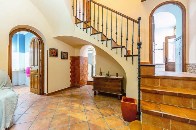 4 slaapkamer Villa te koop in Mula - € 138.000 (Ref: 8816000)