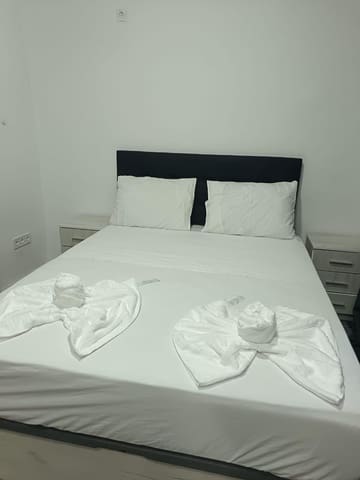 4 slaapkamer Appartement te koop in Carolinas Altas, Alicante stad - € 230.000 (Ref: 8836642)