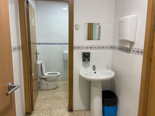 Business for rent in El Campello - € 2,000 (Ref: 8836647)