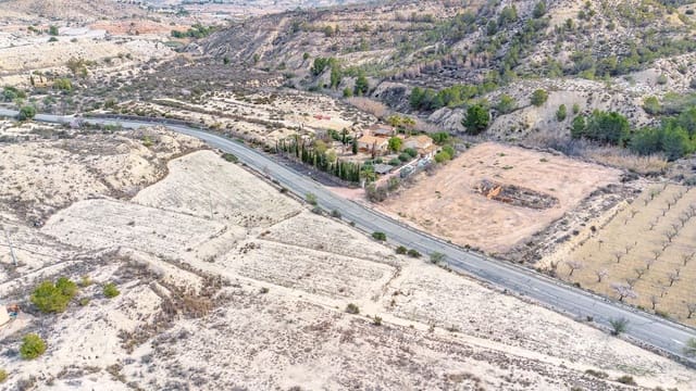 Mark till salu i Aspe - 24 000 € (Ref: 8841141)