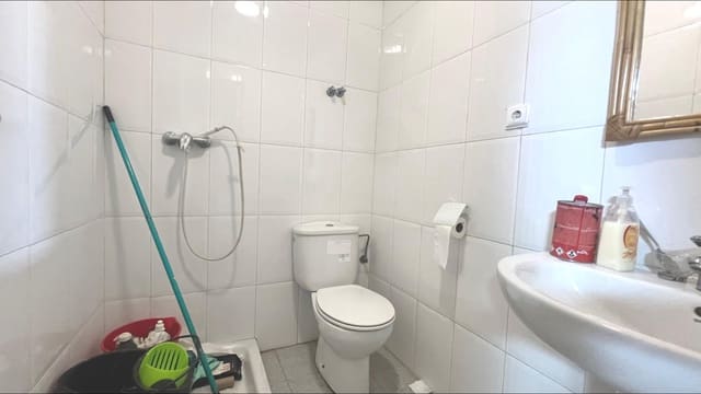 Erhverv til salg i Alicante by - € 127.500 (Ref: 8847714)